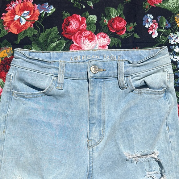 American Eagle Super high rise jegging crop 360 next level stretch light wash 0 - Picture 2 of 5